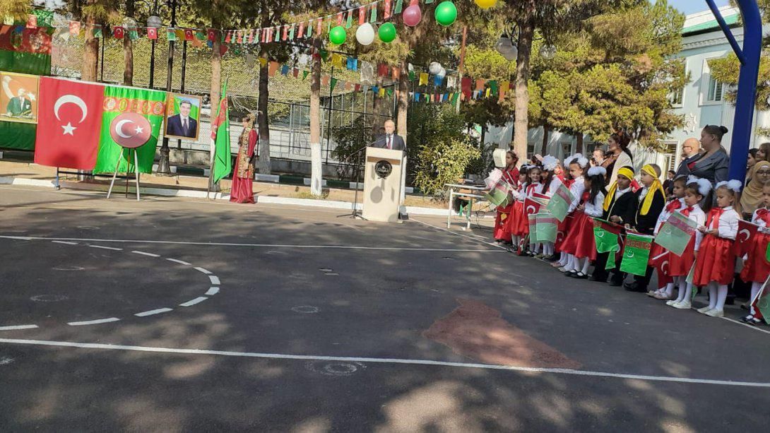 Türkmenistan'da 29 Ekim Cumhuriyet Bayramı Coşkusu