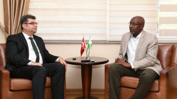 Bakan Yardımcımız Sayın Erdem, Cibuti Millî Eğitim Bakanı Mahmud ile Bir Araya Geldi.