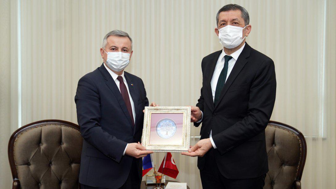Bakan Selçuk, Moldova Büyükelçisi Croitor'u Kabul Etti