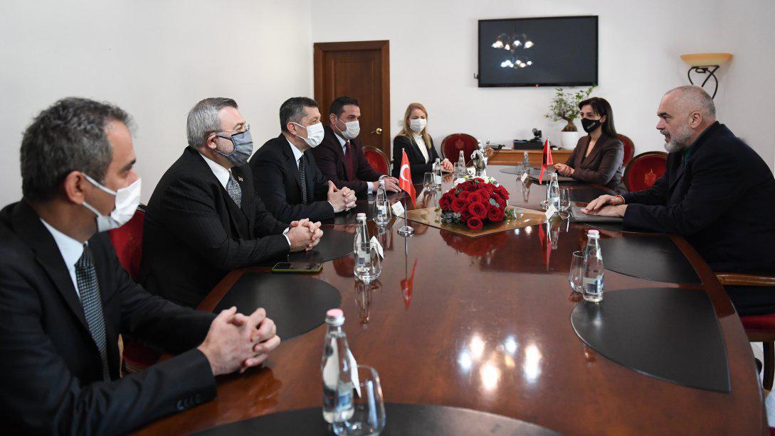 Millî Eğitim Bakanı Ziya Selçuk, Arnavutluk Başbakanı Rama ile Görüştü